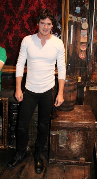 Benjamin Walker Photo