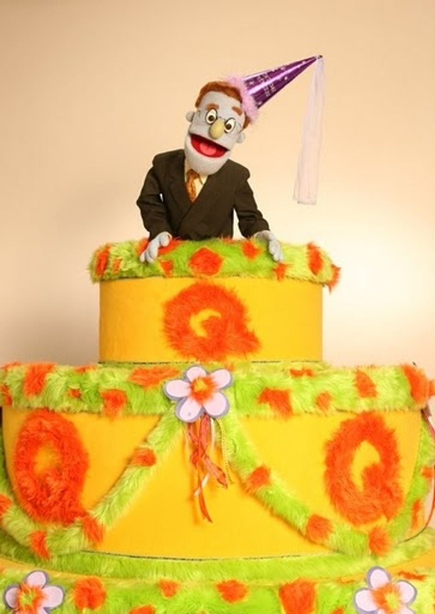 Photo Flash: AVENUE Q Celebrates 1 Year at NWS Photo Flash: AVENUE Q Celebrates 1 Year at NWS Image