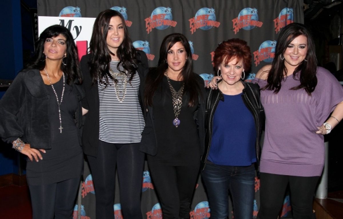 Teresa Giudice, Ashley Holmes, Jacqueline Laurita, Caroline Manzo and Lauren Manzo at 