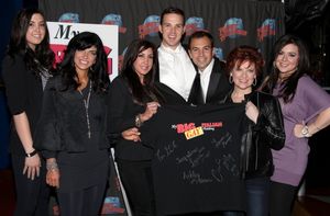 Teresa Giudice, Ashley Holmes, Jacqueline Laurita, Daniel Robinson, Anthony J. Wilkinson, Caroline Manzo and Lauren Manzo
@ BroadwayWorld Teresa Giudice, Ashley Holmes, Jacqueline Laurita, Daniel Robinson, Anthony J. Wilkin Photo