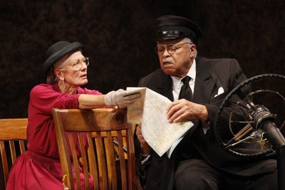 Vanessa Redgrave and James Earl Jones Photo