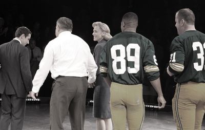 Keith Nobbs, Dan Lauria, Judith Light, Robert Christopher Riley and Chris Sullivan Photo