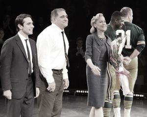 Keith Nobbs, Dan Lauria, Judith Light, Robert Christopher Riley and Chris Sullivan Photo