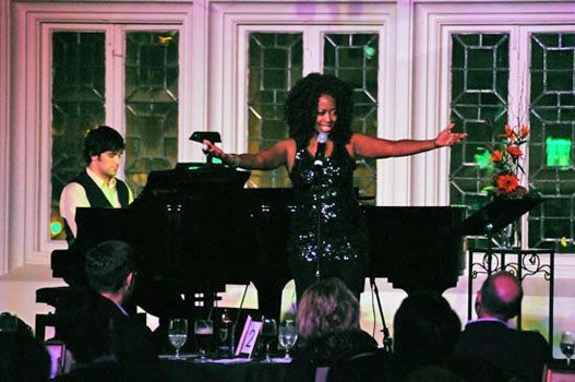 Photo Coverage: Jennifer Leigh Warren at The Cabaret at the Columbia Club — photo 4 of 8
