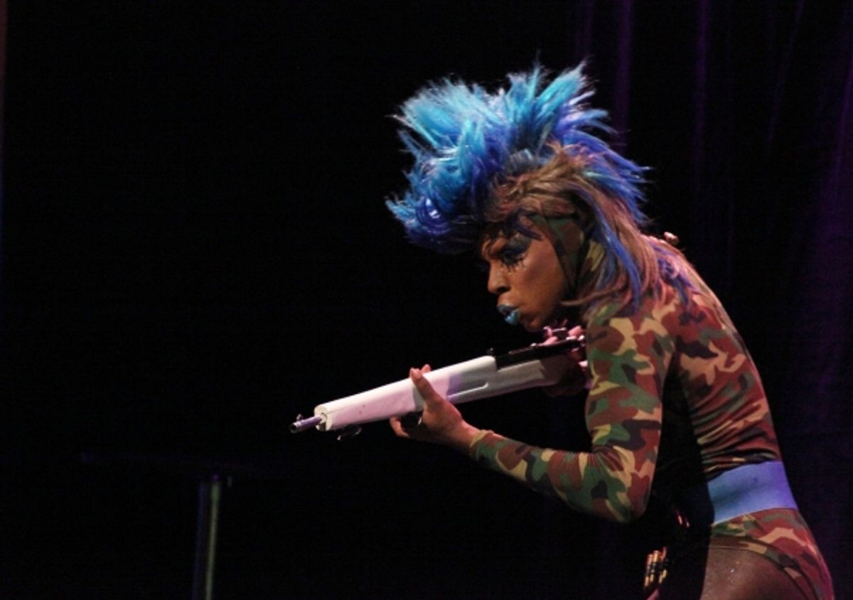 Contestant: Honey Davenport at 