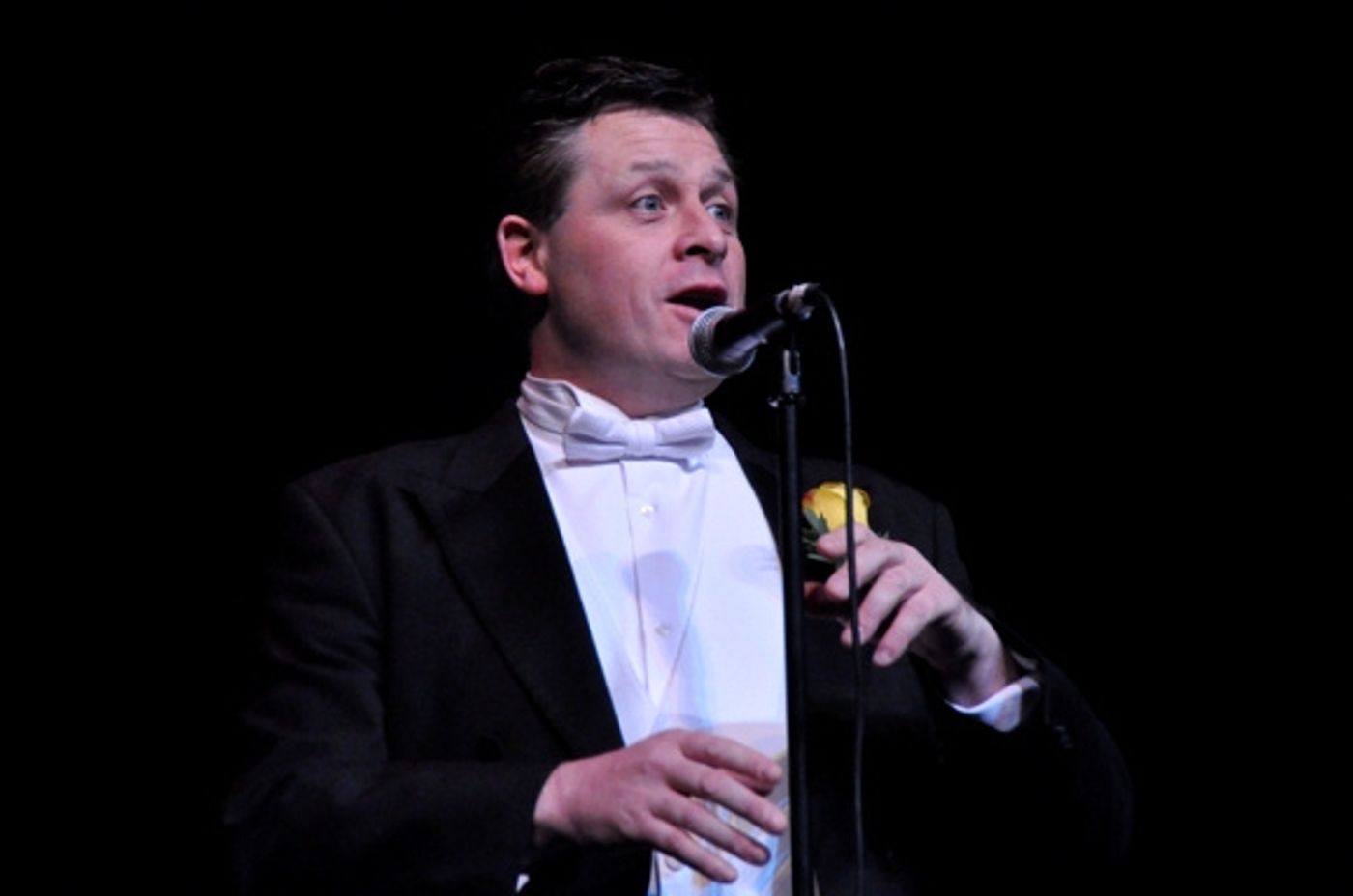 Photo Coverage: World Renowned Tenor Anthony Kearns Wexford Benefit Concert Wilton, CT  Image