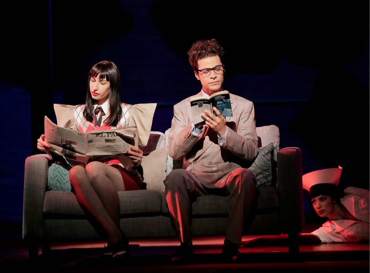 Nikka Graff Lanzarone, Justin Guarini and Nina Lafarga
 at 