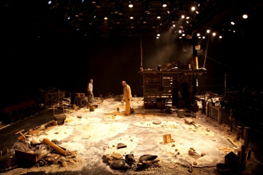 Photo Flash: Long Wharf Theatre Presents TRAIN DRIVER Image