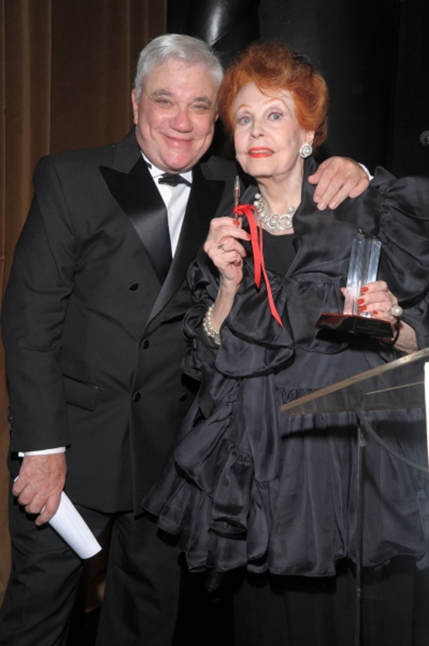 Photo Flash: Simon, Dahl, et al. Attend Arts Horizon Gala Photo Flash: Simon, Dahl, et al. Attend Arts Horizon Gala Image