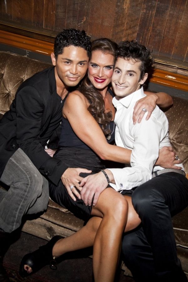 Isaac Calpito, Brooke Shields and Frankie James Grande Photo
