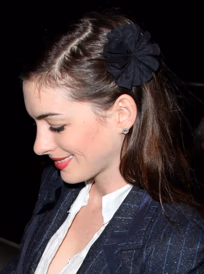 Anne Hathaway Photo