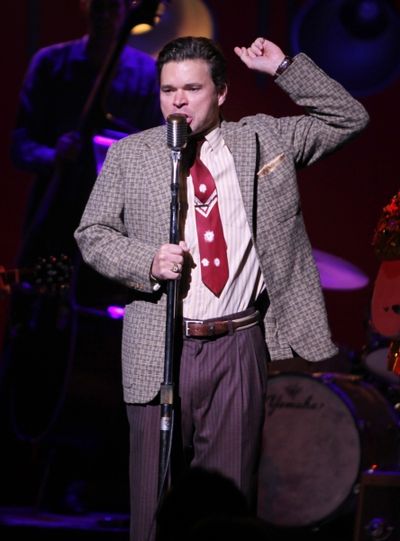 Hunter Foster Photo