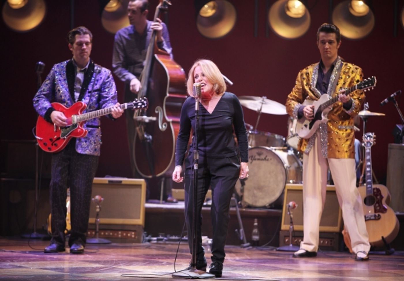 Photo Coverage: Lesley Gore Joins MDQ Onstage!  Image