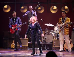 Lesley Gore & Million Dollar Quartet Cast Photo