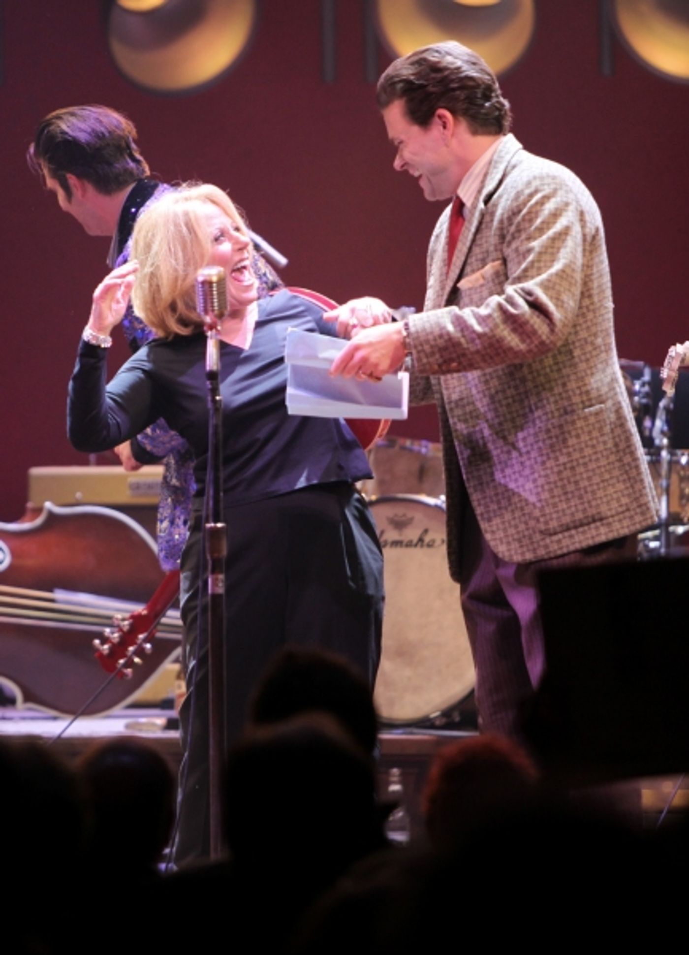 Photo Coverage: Lesley Gore Joins MDQ Onstage!  Image