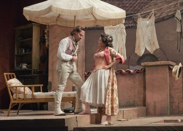 Anna Netrebko and Mariusz Kwiecien Photo