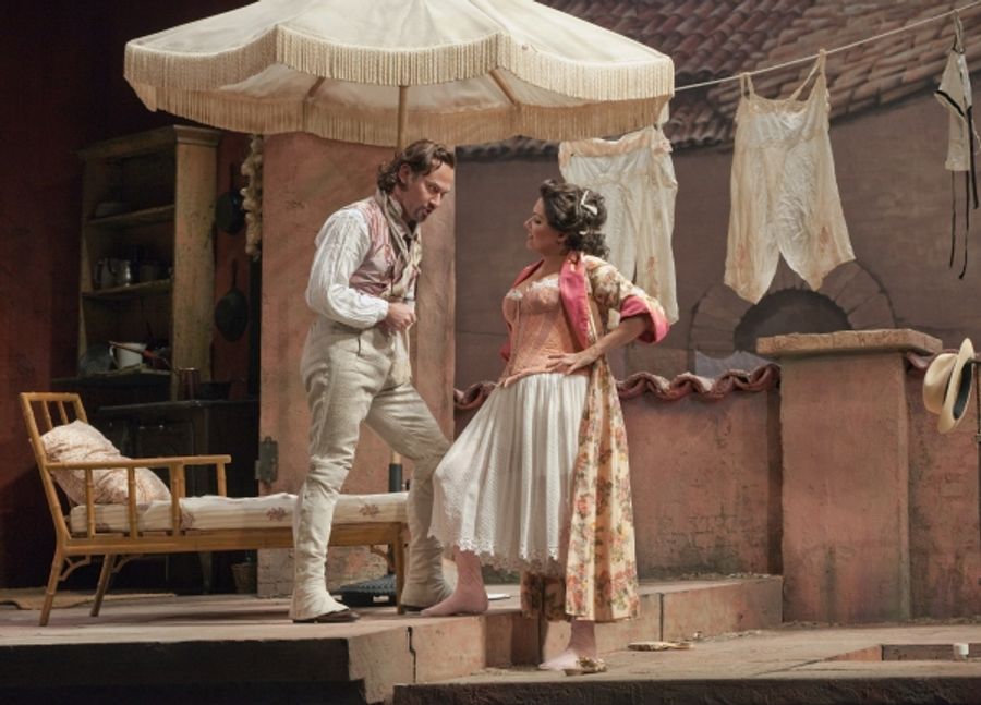 Photo Flash: Metropolitan Opera's DON PASQUALE Image