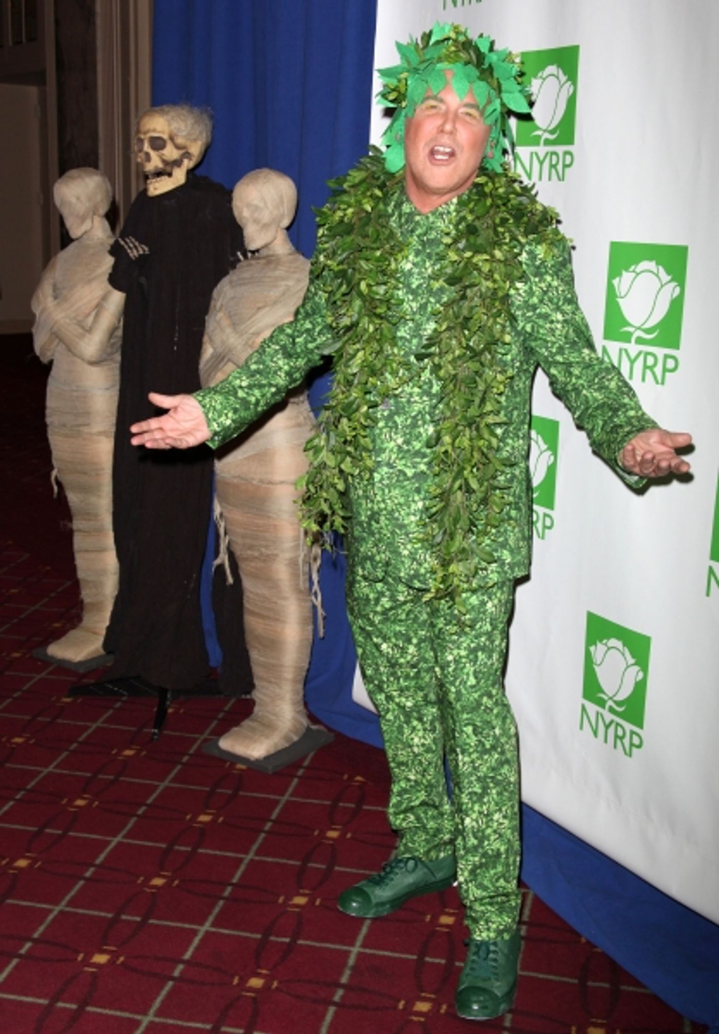 Photo Coverage: 15th Annual Hulaween Benefit Gala  Image