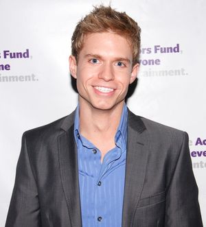 Hunter Ryan Herdlicka Photo