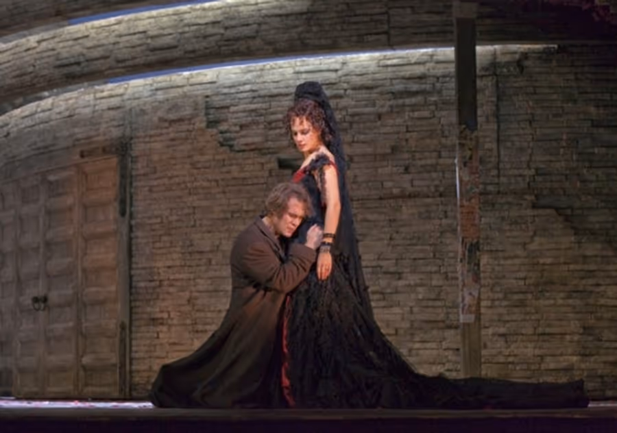Photo Flash: CARMEN Opens at the Met Image