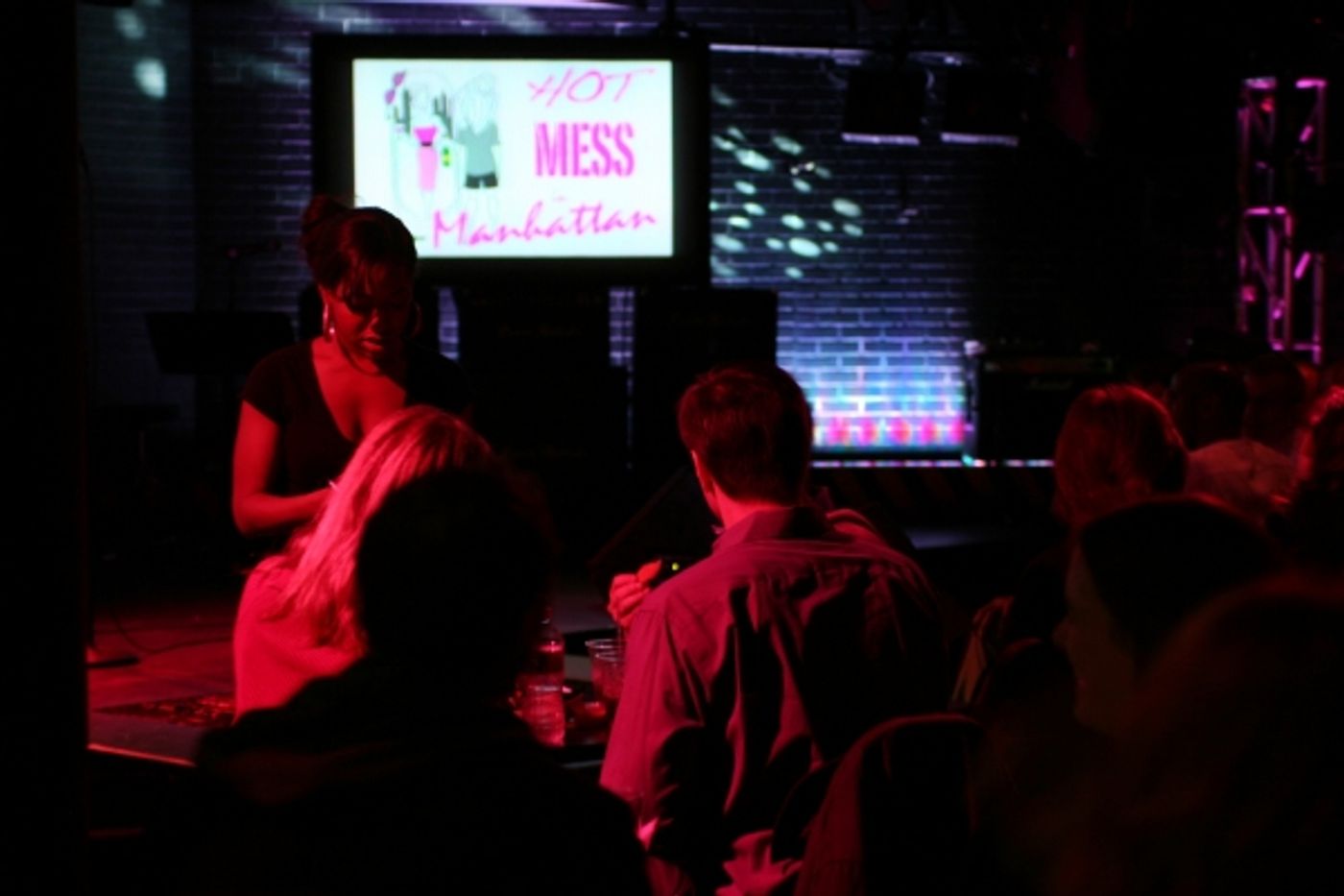 Photo Flash: HOT MESS MANHATTAN Plays Midtown Theatre  Image