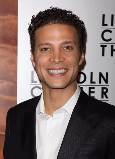 Justin Guarini

 Photo