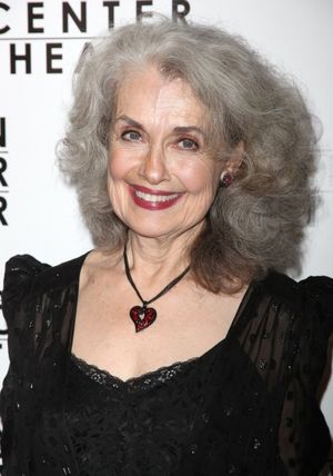 Mary Beth Peil
@ BroadwayWorld Mary Beth Peil
Photo