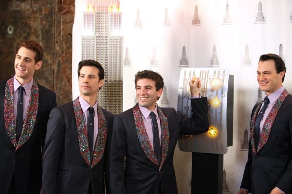 Photos: JERSEY BOYS Lighting Ceremony at the Empire State Building — photo 13 of 43