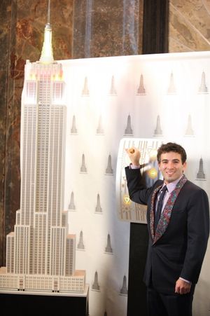 Jarrod Spector @ BroadwayWorld Jarrod Spector Photo