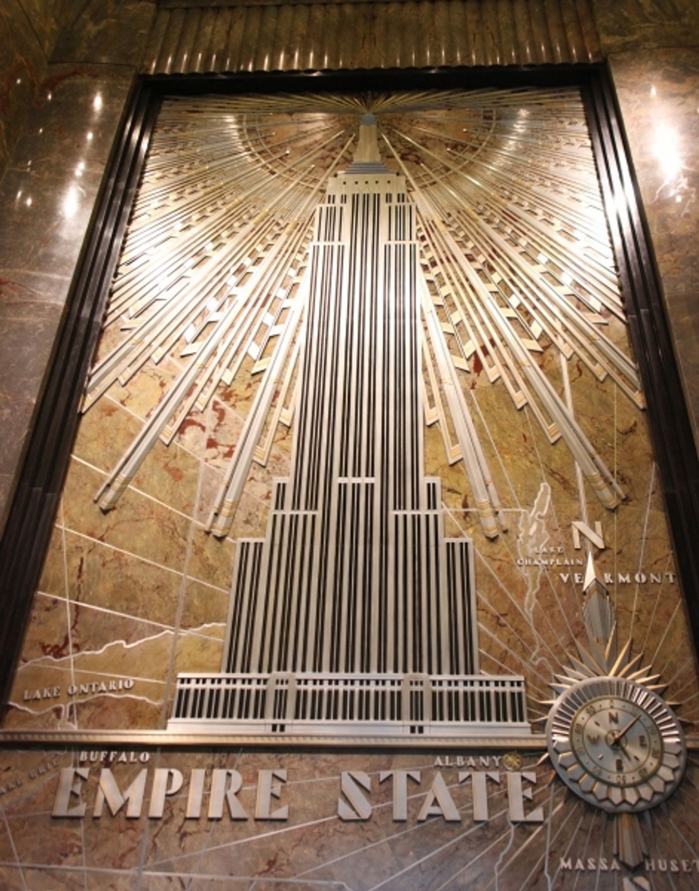 Photo Coverage: JERSEY BOYS Lighting Ceremony at the Empire State Building Photo Coverage: JERSEY BOYS Lighting Ceremony at the Empire State Building Image