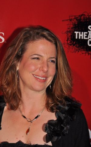 Robin Weigert Photo
