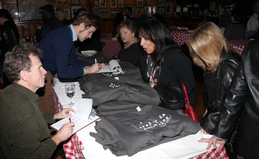 Photo Coverage: JERSEY BOYS celebrates Five Years on Broadway with Fans! Image