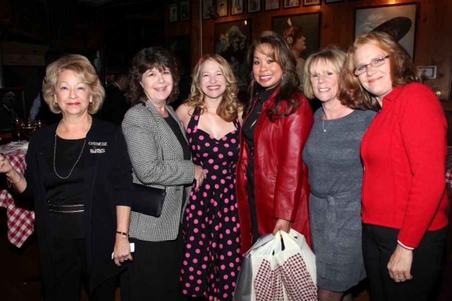 Photo Coverage: JERSEY BOYS celebrates Five Years on Broadway with Fans! Image