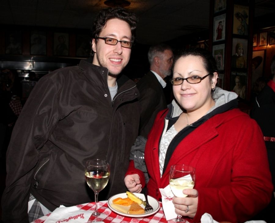 Photo Coverage: JERSEY BOYS celebrates Five Years on Broadway with Fans! Image