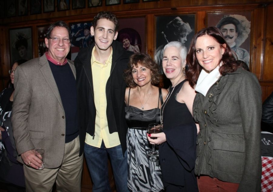Photo Coverage: JERSEY BOYS celebrates Five Years on Broadway with Fans! Image