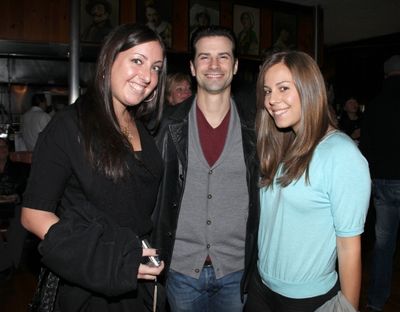 Dominic Nolfi & Fans Photo