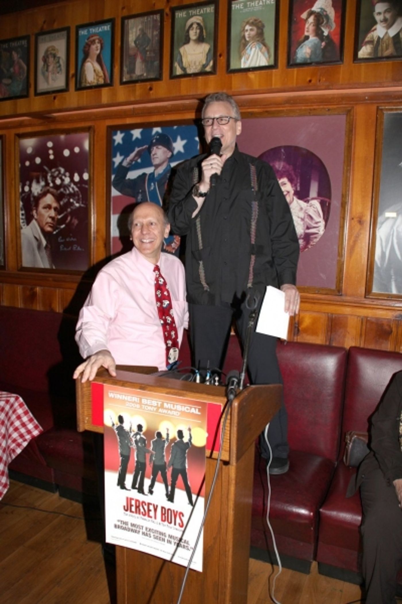 Photo Coverage: JERSEY BOYS celebrates Five Years on Broadway with Fans!  Image