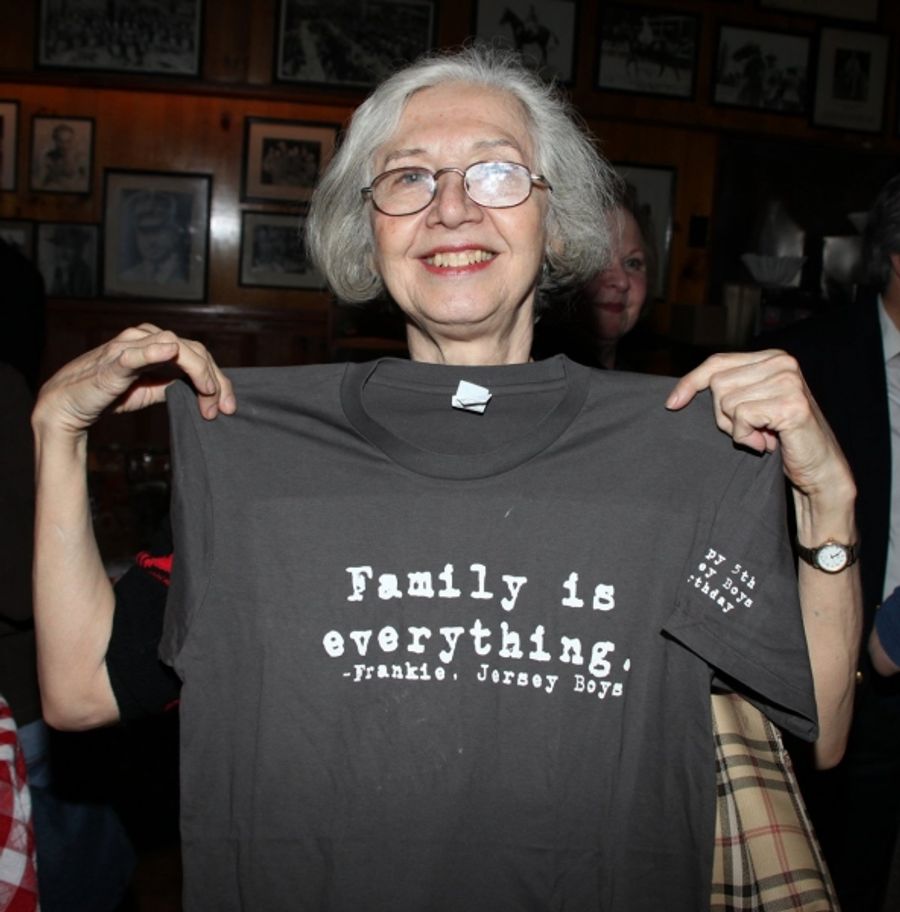 Photo Coverage: JERSEY BOYS celebrates Five Years on Broadway with Fans! Image