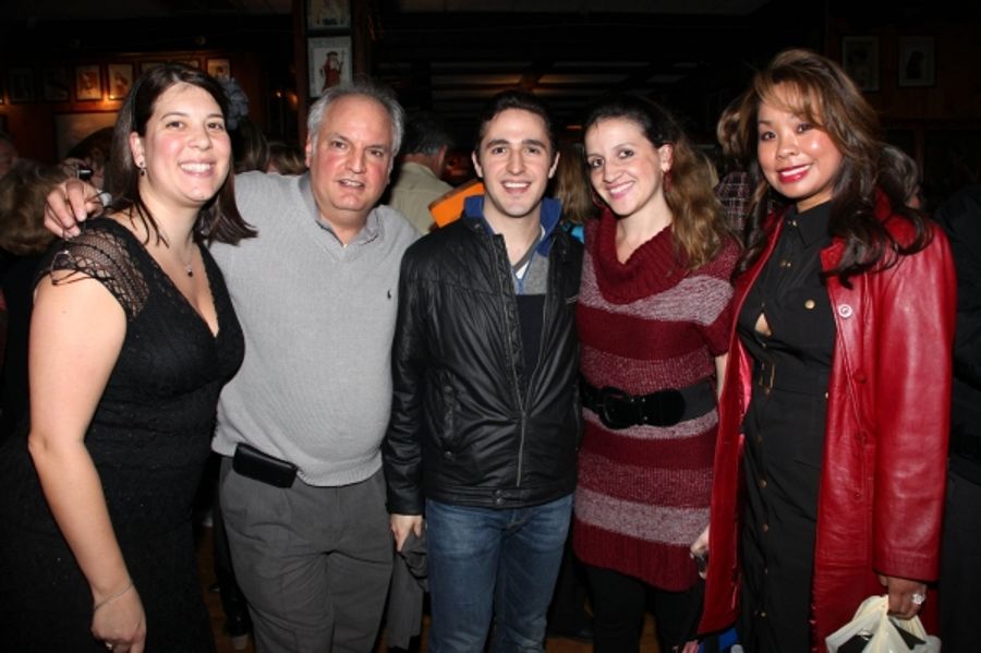 Photo Coverage: JERSEY BOYS celebrates Five Years on Broadway with Fans! Image