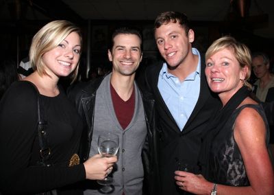 Dominic Nolfi & Fans Photo