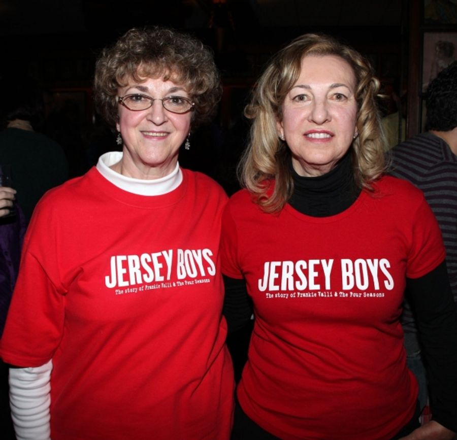 Photo Coverage: JERSEY BOYS celebrates Five Years on Broadway with Fans! Image