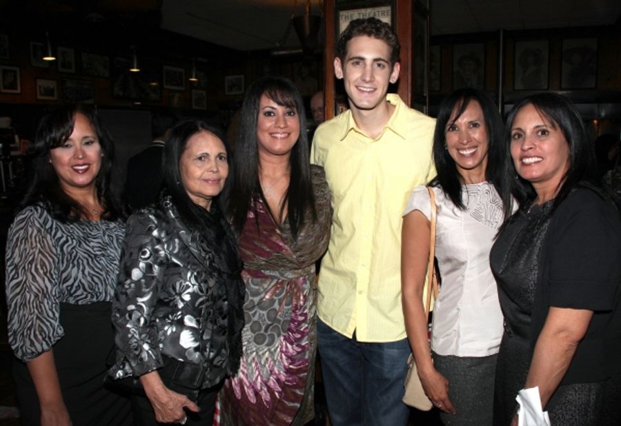 Photo Coverage: JERSEY BOYS celebrates Five Years on Broadway with Fans! Image