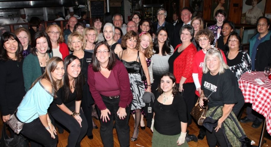 Photo Coverage: JERSEY BOYS celebrates Five Years on Broadway with Fans! Image