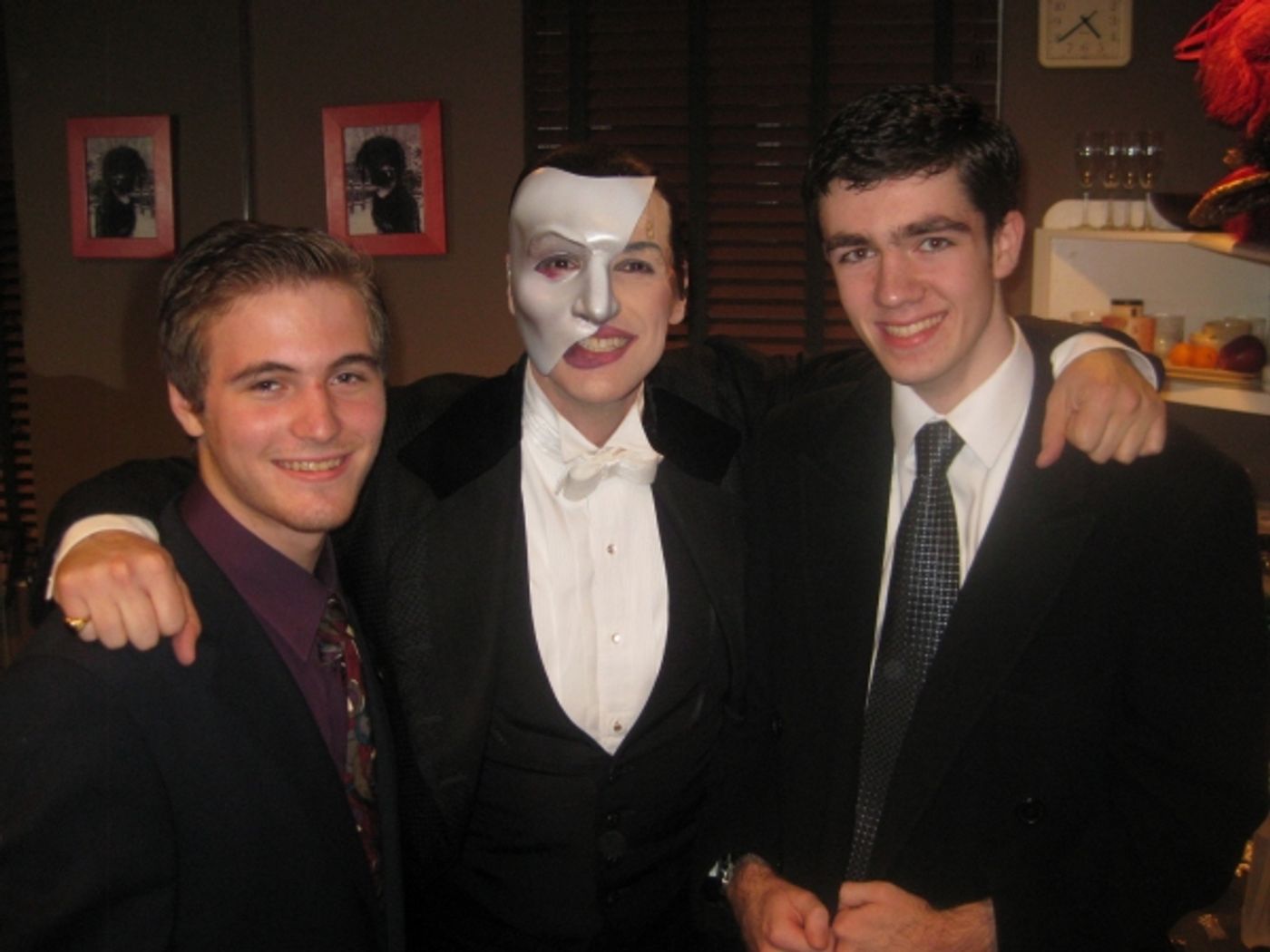 Photo Flash: High School PHANTOM Cast Visits Broadway Production  Image