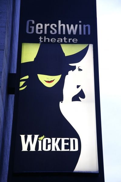 Photo Coverage: 'WICKED' Receives RIAA Double Platinum Certification — photo 1 of 28