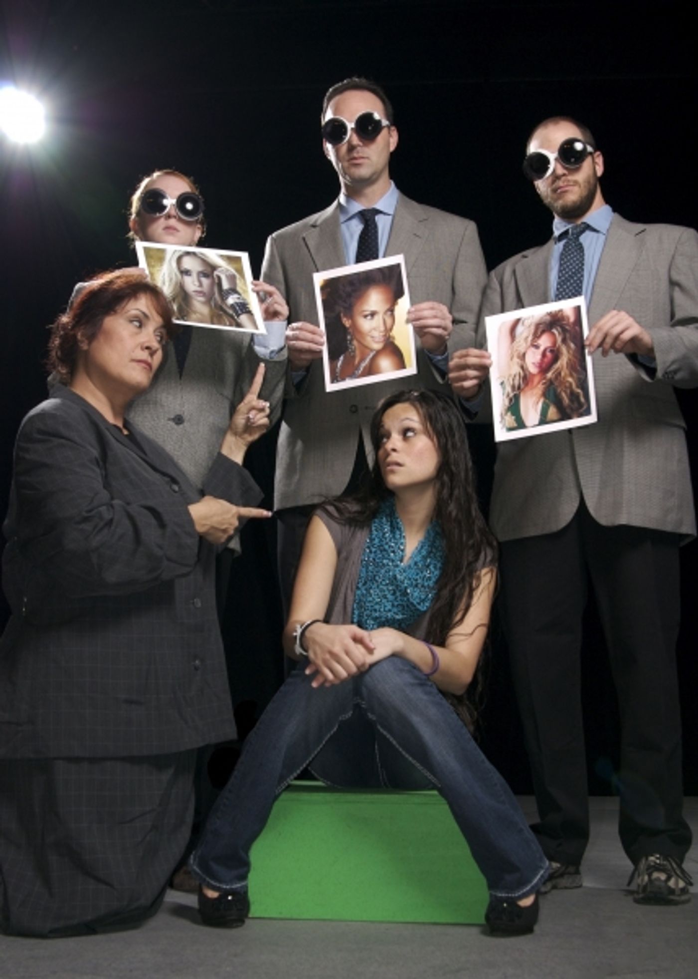 Photo Flash: Stray Cat Theatre Presents LEARN TO BE LATINA, 12/3 - 12/18  Image