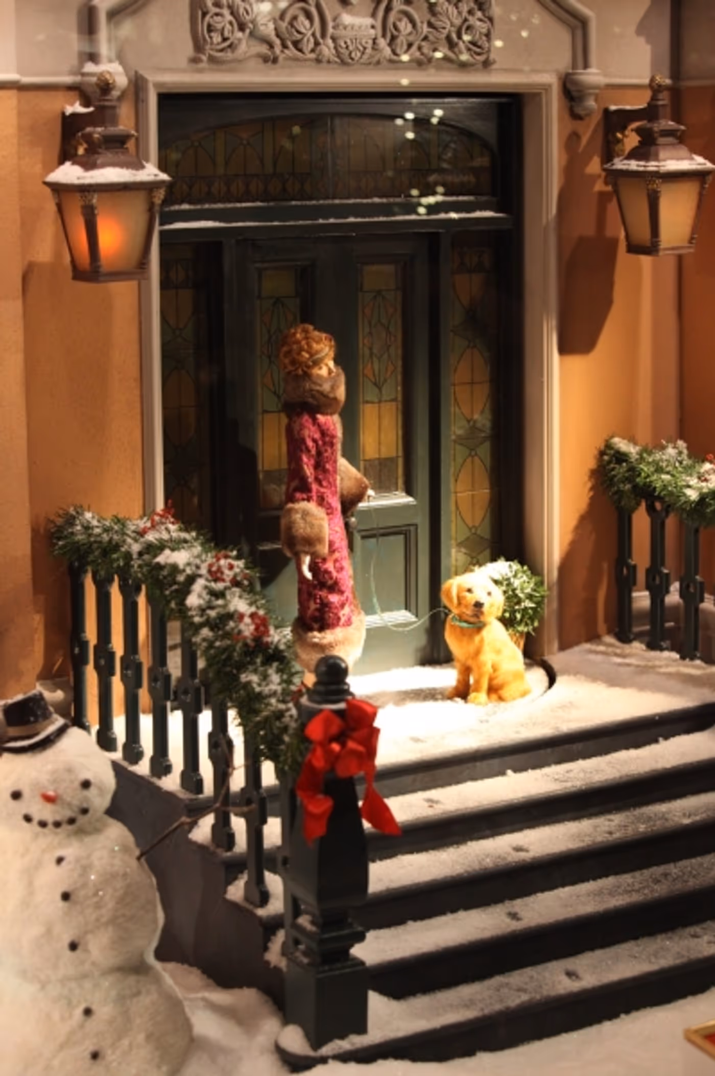 Photo Coverage: Chenoweth 'Shares The Joy' at the Lord & Taylor Christmas Window Unveiling  Image