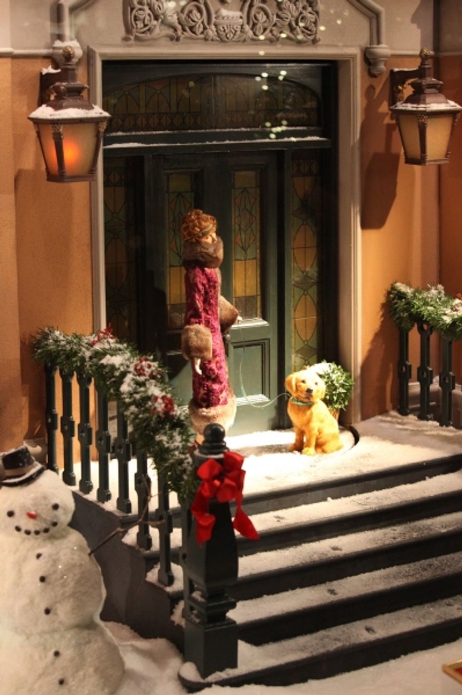 Photo Coverage: Chenoweth 'Shares The Joy' at the Lord & Taylor Christmas Window Unveiling Image