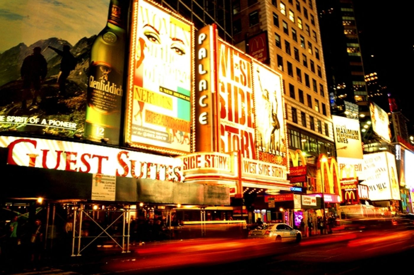Photo Coverage: UP ON THE MARQUEE Broadway at Night Special! Photo Coverage: UP ON THE MARQUEE Broadway at Night Special! Image