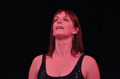 Julia Murney Photo